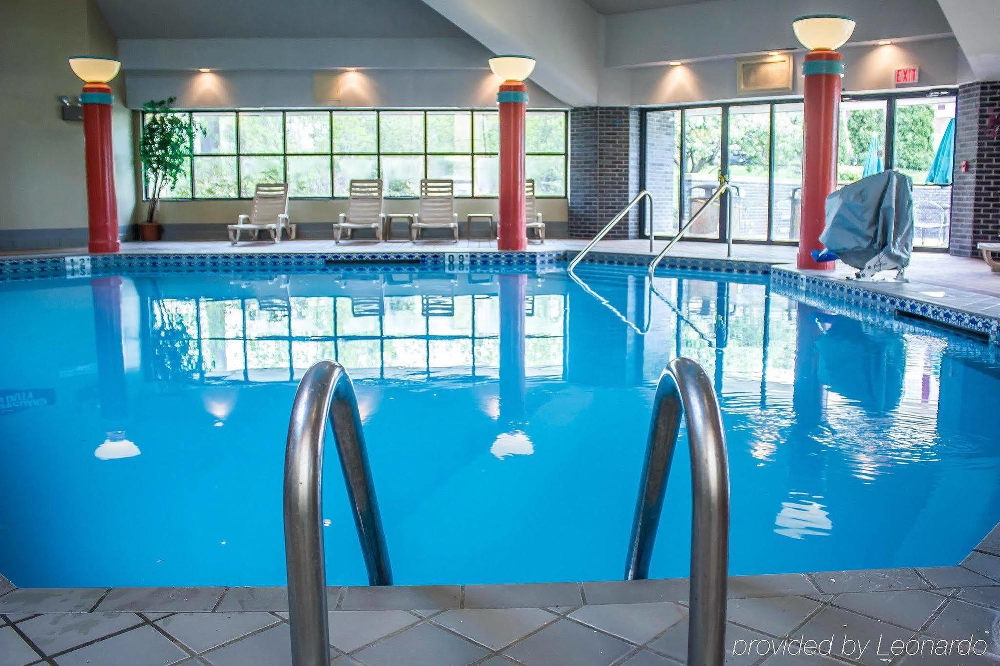 Country Inn & Suites By Radisson, Erie, Pa Kearsarge Kültér fotó